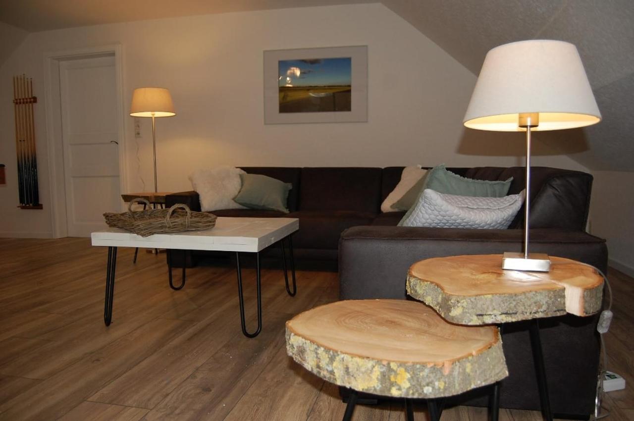Ferienwohnung Im Gulfhof Krummhörn المظهر الخارجي الصورة