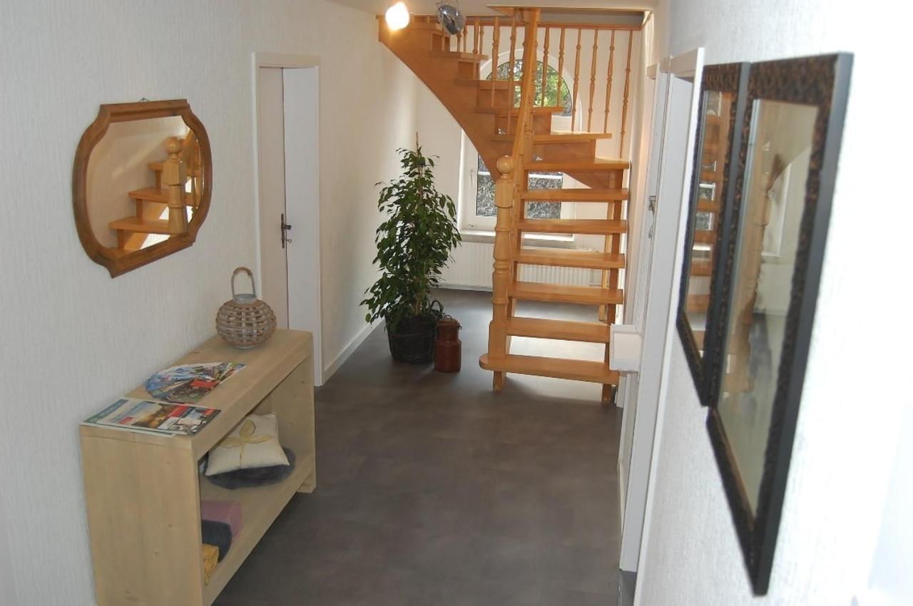 Ferienwohnung Im Gulfhof Krummhörn المظهر الخارجي الصورة